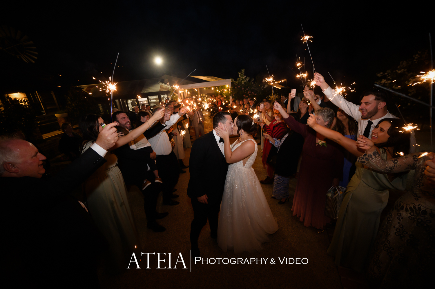 , Ashlea and Stephen&#8217;s wedding photography at Acacia Ridge Yarra Glen captured by ATEIA Photography &#038; Video